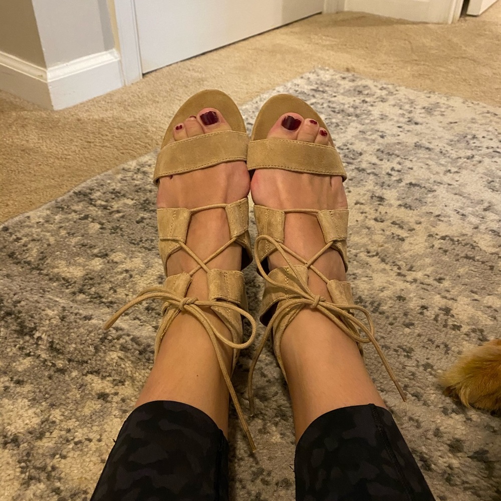 Steve Madden lace up sandals - size 6.5